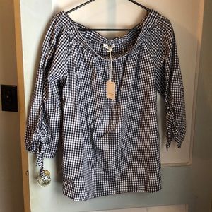 beachlunchlounge Off the Shoulder Shirt